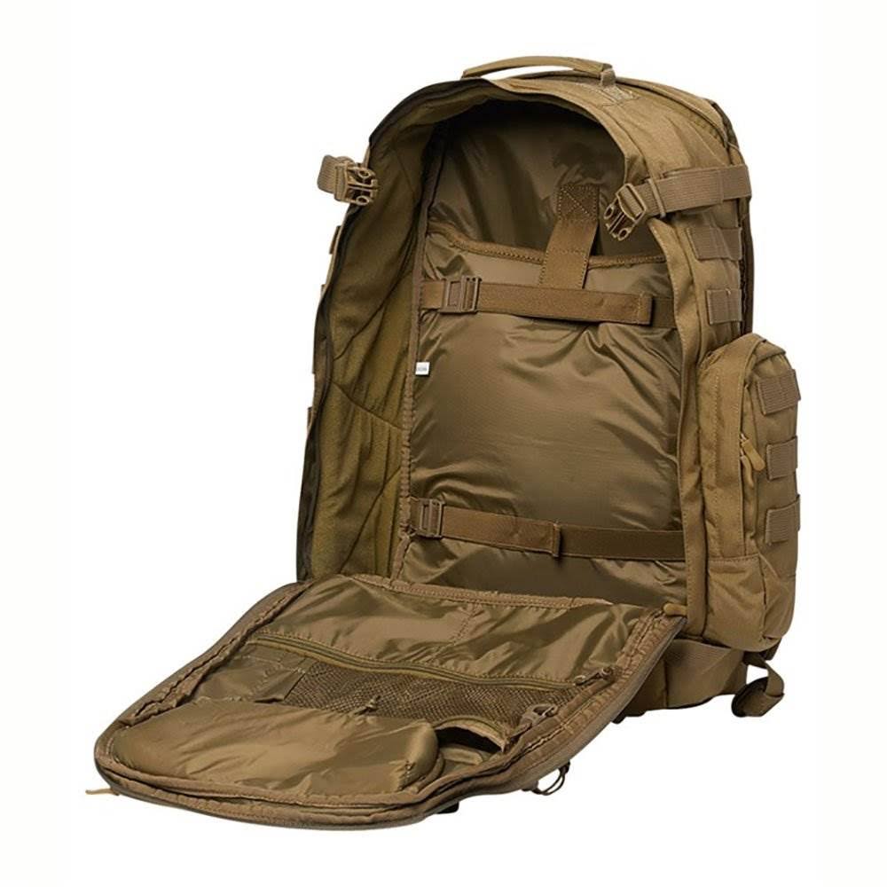 Coyote Full Size Duty Pack with Helmet Carry V907