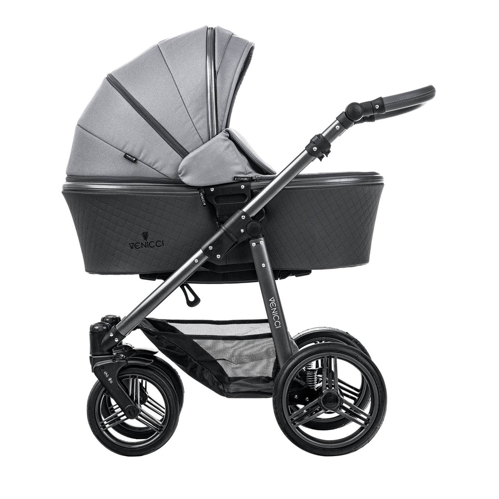 Natural Grey Stroller with Bassinet H6556