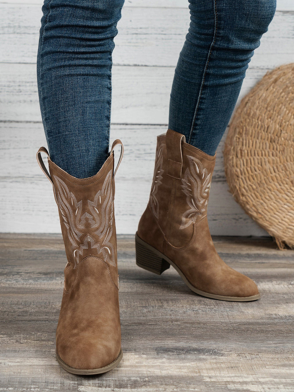 Embroidered High-Heeled Ankle Boots X341136
