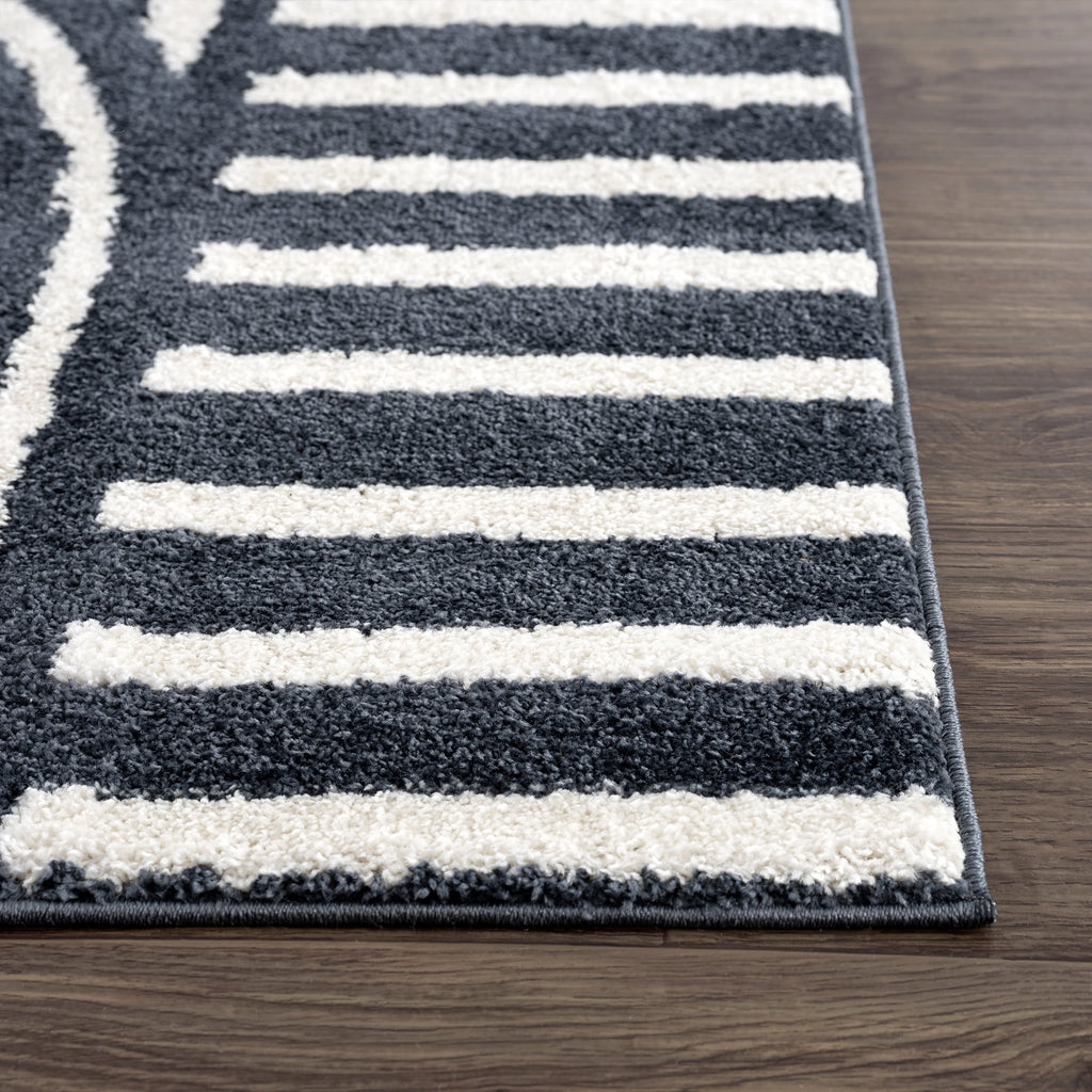8 x 10 Cream Charcoal Area Rug Q963