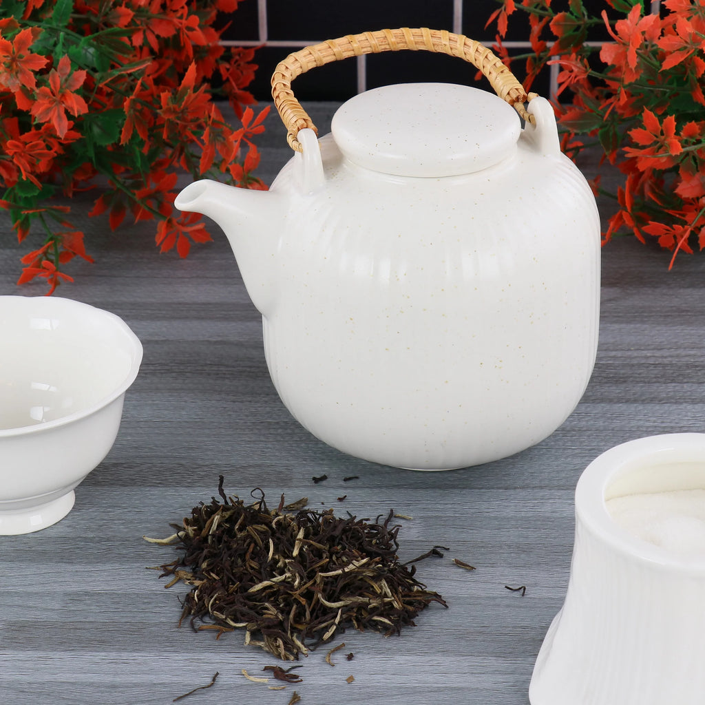 1.21 Quart Stoneware Teapot V302303