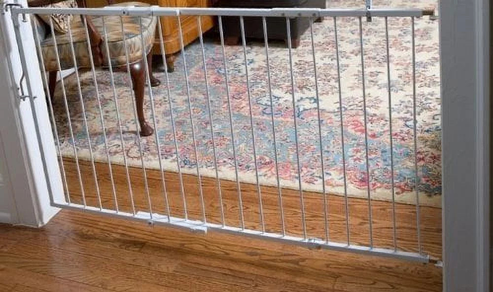 White Pet Safety Gate C819