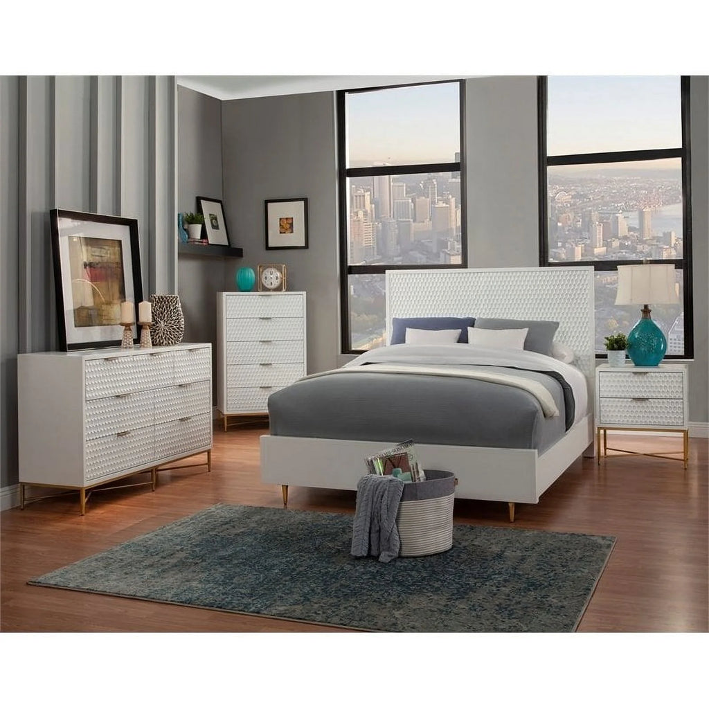 4 Piece Set with Nightstand King Headboard and Vanity L18641