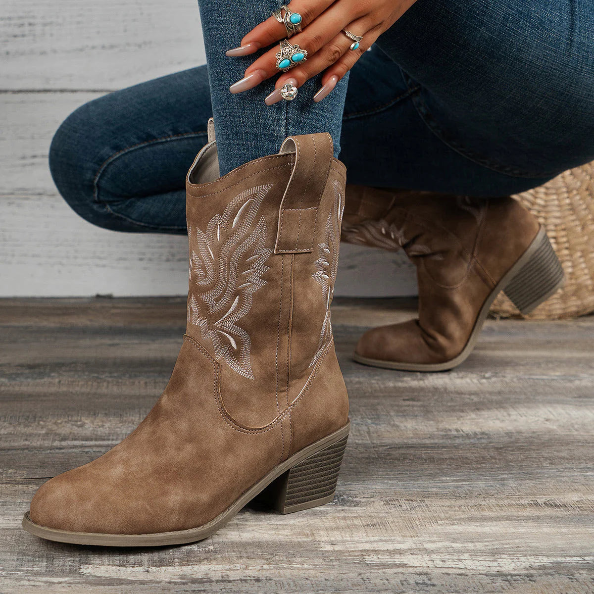 Embroidered High-Heeled Ankle Boots X341136