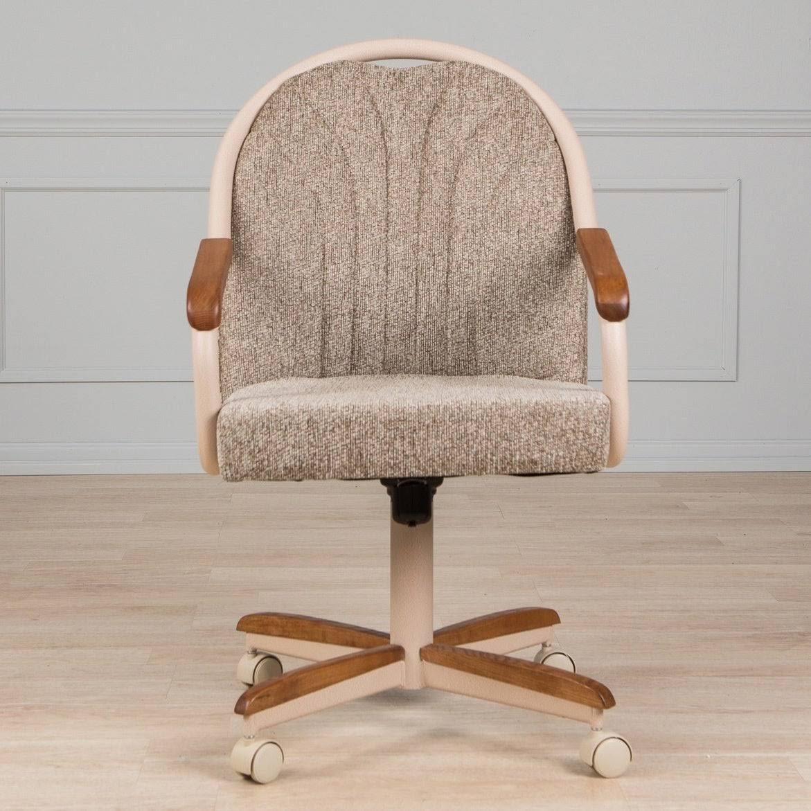 Swivel-and-Tilt Cushion Chair F930430
