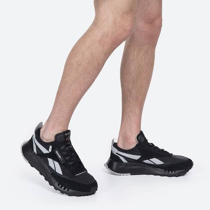 Black Leather Sneakers Q1944