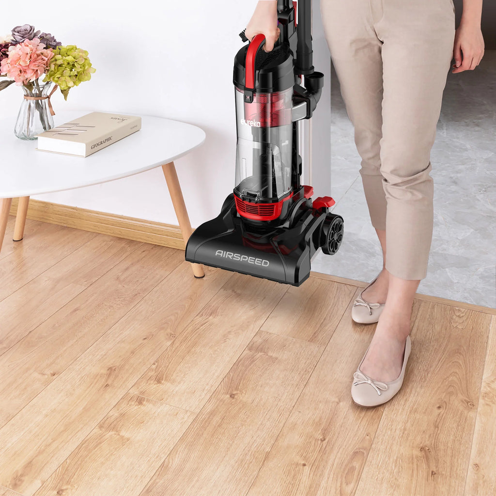 Bagless Upright Vacuum Cleaner F546