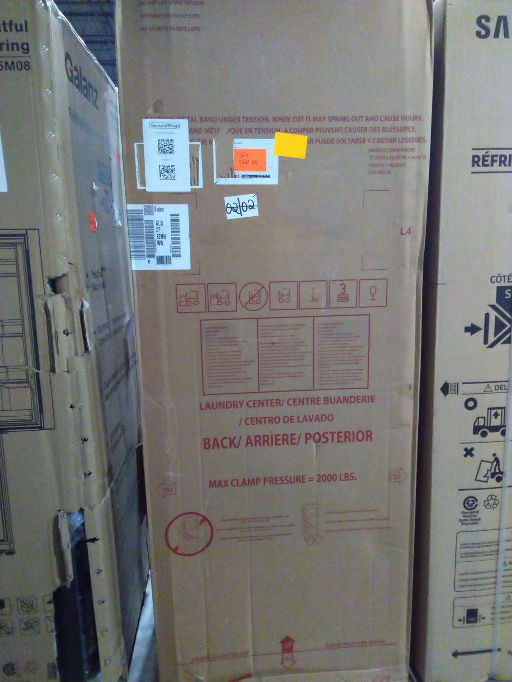 White 4.5 Cu. Ft. Washer and 5.9 Cu. Ft. Laundry Centre D316211