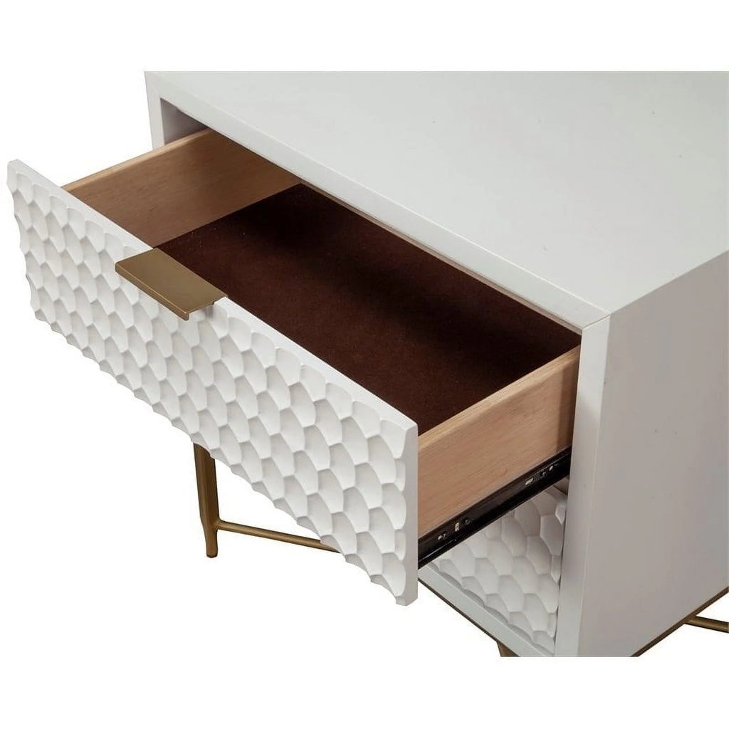 4 Piece Set with Nightstand King Headboard and Vanity L18641