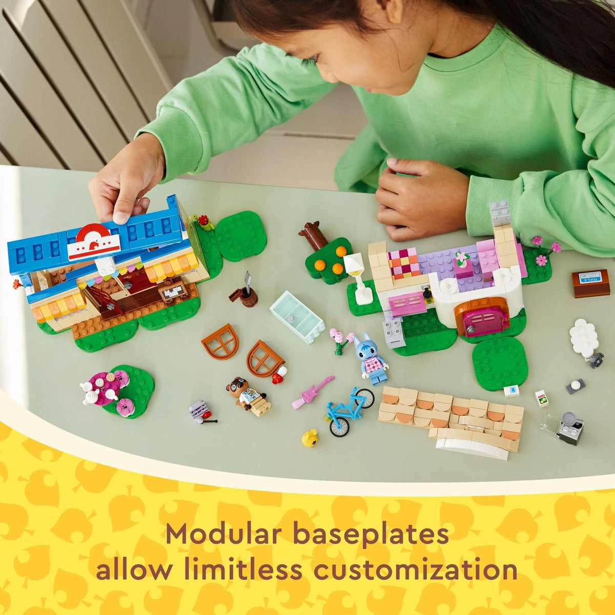 Animal Crossing Buildable Video Game Toy with 2 Figures C774