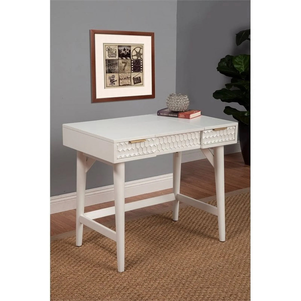 4 Piece Set with Nightstand King Headboard and Vanity L18641