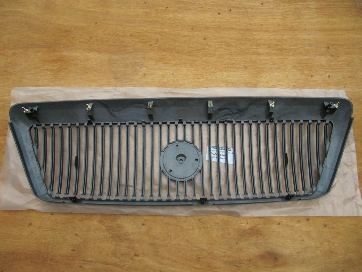 Painted-Black Grille J326961
