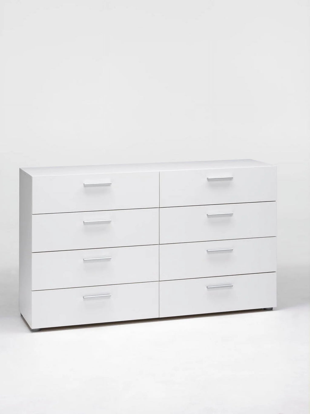 White 8 Drawer Double Dresser W622