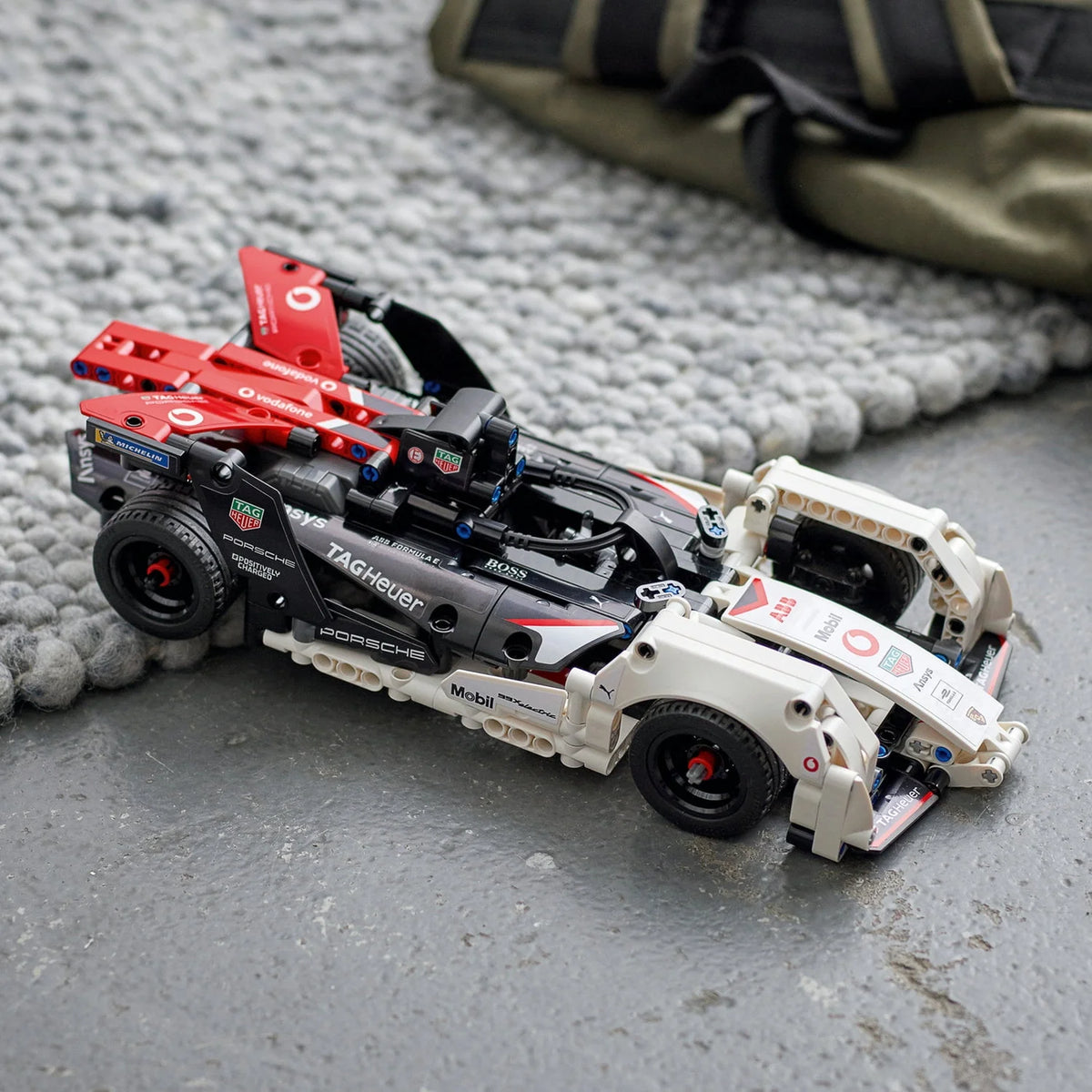 Pull Back Toy Racing Car Model Building Kit L3713
