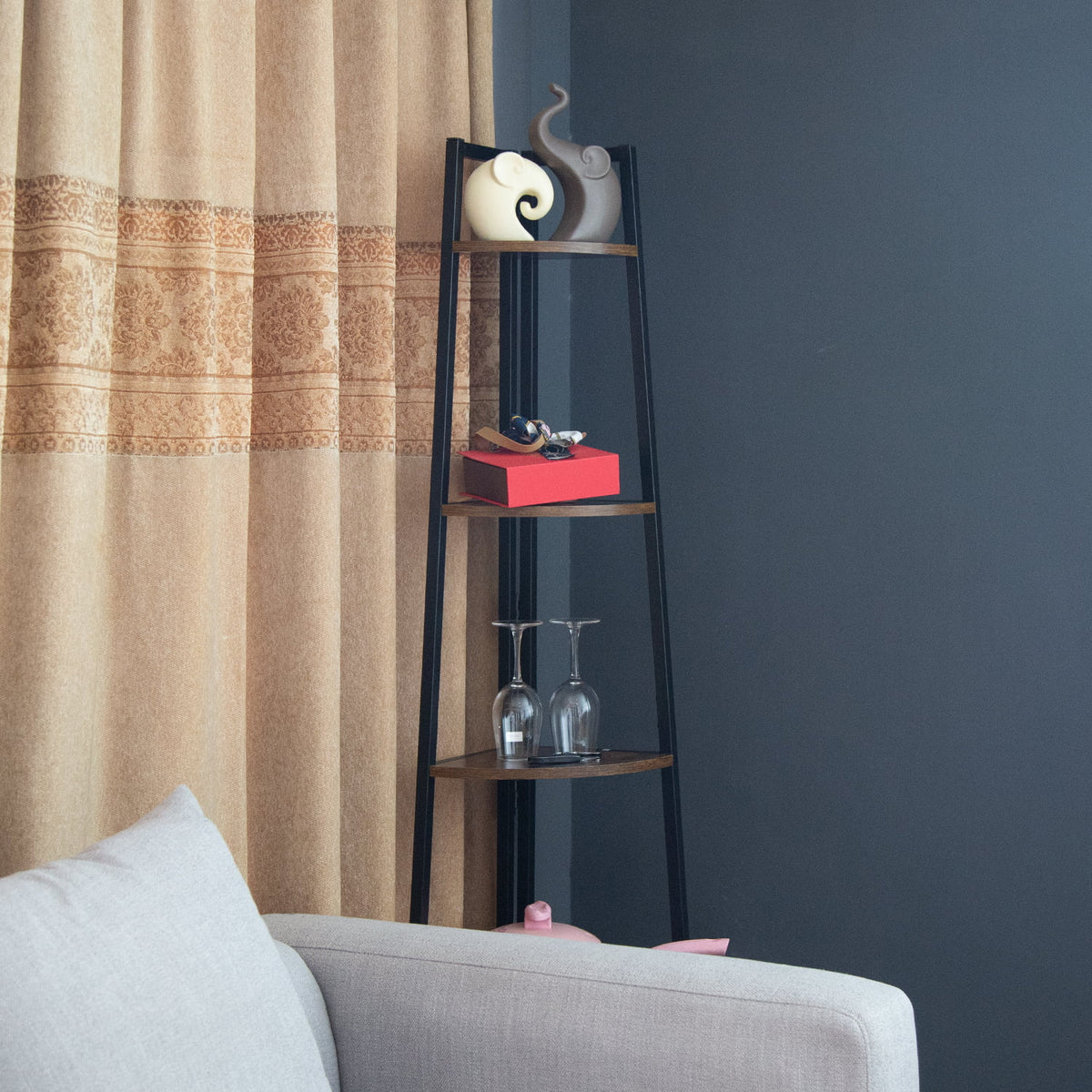 65 Inch Brown 5-Tier Corner Shelf Y2533