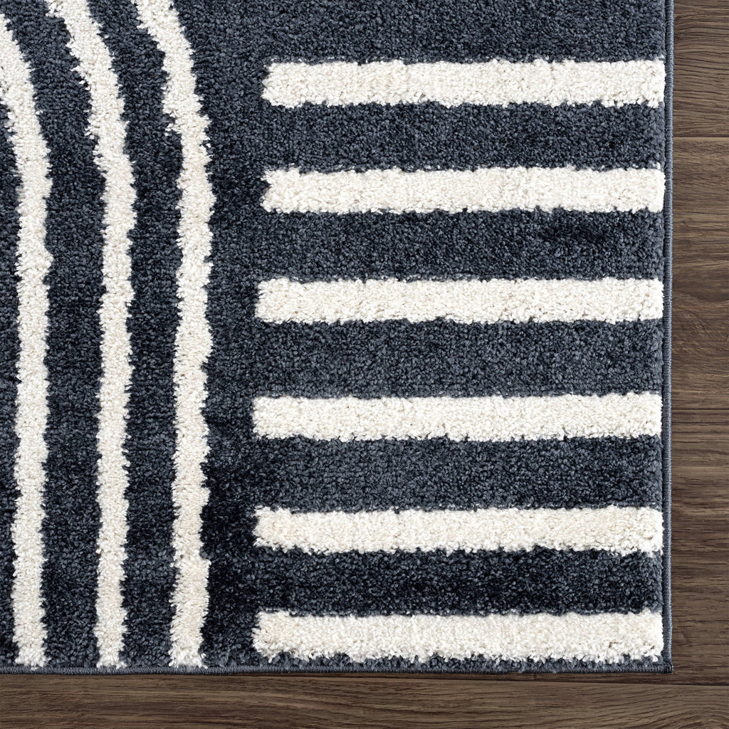 8 x 10 Cream Charcoal Area Rug Q963