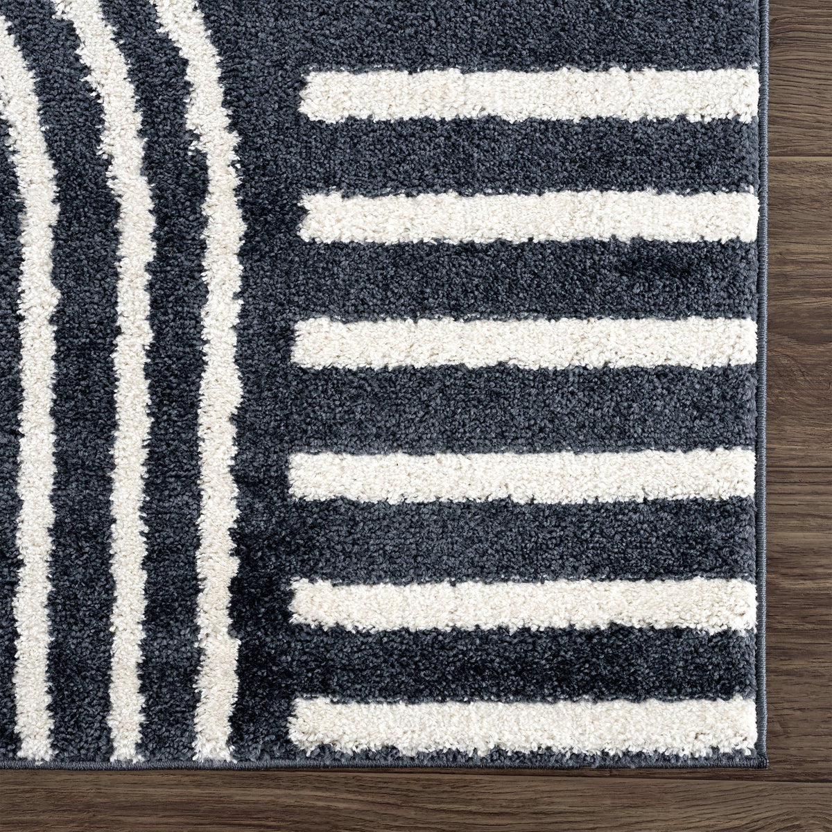 8 x 10 Cream Charcoal Area Rug Q963